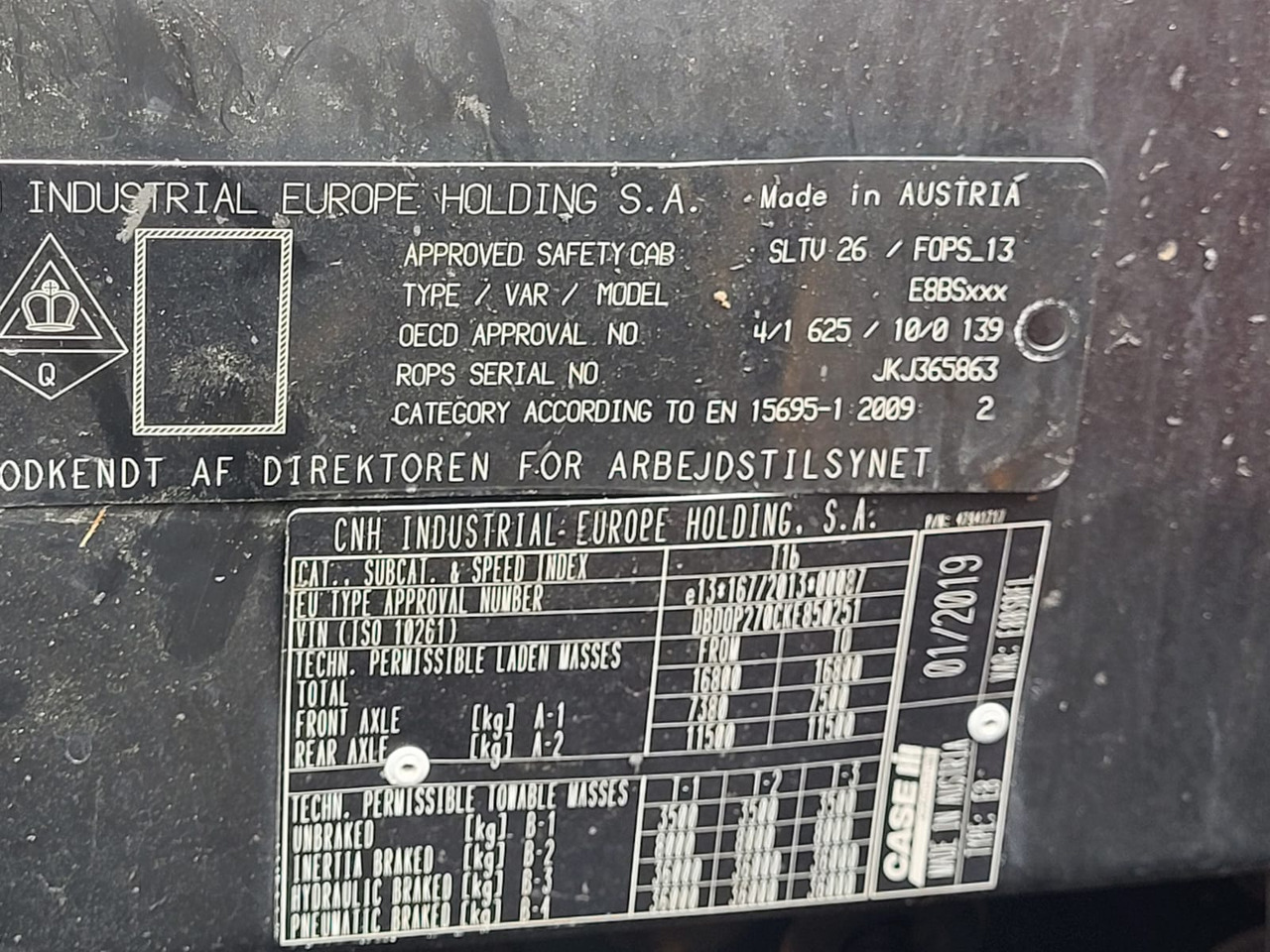 CASE OPTUM 270 CVX - Traktor: obrázek 4 CASE OPTUM 270 CVX - Traktor: obrázek 4