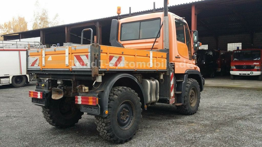 Mercedes-Benz Unimog U 300 Kipper Zugmaschine Kommunalhydraulik U 500 400 U 300 Kipper Zugmaschine Kommunalhydraulik U 500 400 - Komunální/ Speciální technika: obrázek 1 Mercedes-Benz Unimog U 300 Kipper Zugmaschine Kommunalhydraulik U 500 400 U 300 Kipper Zugmaschine Kommunalhydraulik U 500 400 - Komunální/ Speciální technika: obrázek 1