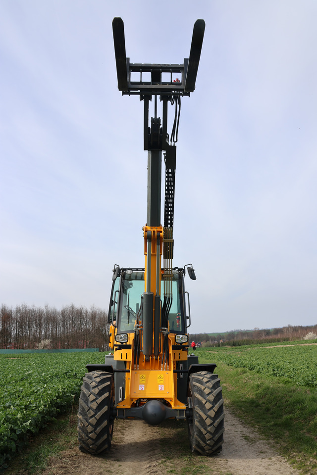 Teleskopický kolový nakladač APS 2500 / T: obrázek 5