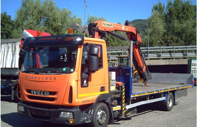 Iveco EUROCARGOeurocargo 120el22 - Nákladní automobil valníkový/ Plošinový, Auto s hydraulickou rukou: obrázek 1 Iveco EUROCARGOeurocargo 120el22 - Nákladní automobil valníkový/ Plošinový, Auto s hydraulickou rukou: obrázek 1