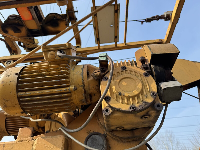 Liebherr 32K x2 in packet, 1993yom, cabin - Samostavitelný jeřáb: obrázek 3 Liebherr 32K x2 in packet, 1993yom, cabin - Samostavitelný jeřáb: obrázek 3