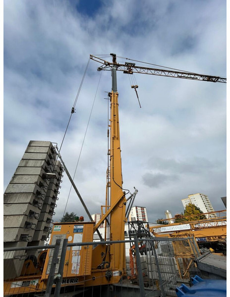 Liebherr 32TT, 2002yom, 30m jib perfect condition - Věžový jeřáb: obrázek 1 Liebherr 32TT, 2002yom, 30m jib perfect condition - Věžový jeřáb: obrázek 1