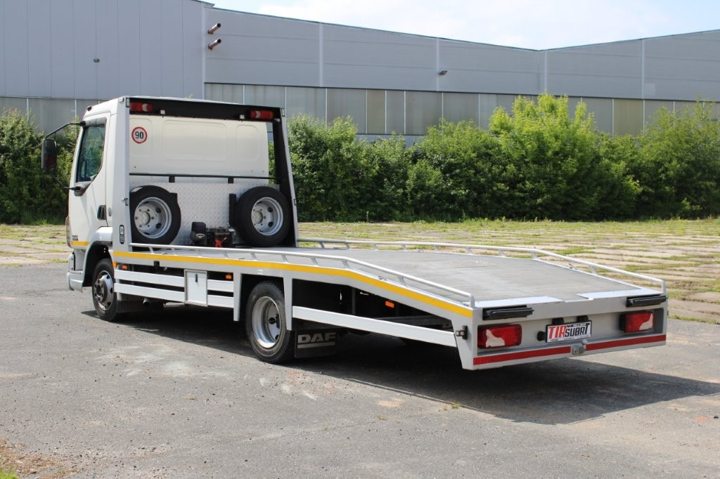 DAF FA LF 45.130 ODTAHOVÉ VOZIDLO - Odtahovka: obrázek 4 DAF FA LF 45.130 ODTAHOVÉ VOZIDLO - Odtahovka: obrázek 4