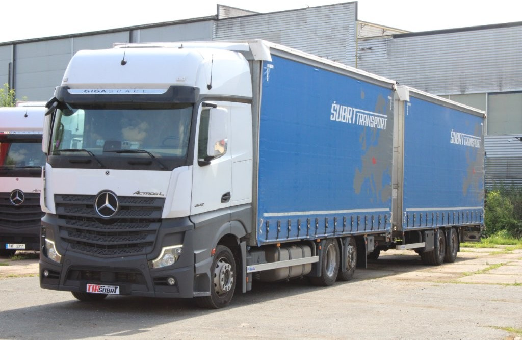 Mercedes-Benz Actros 2542 NAVIGACE + PANAV TVK 18 M (8,20m x 2,4 - Plachtový nákladní auto, Plachtový přívěs: obrázek 4 Mercedes-Benz Actros 2542 NAVIGACE + PANAV TVK 18 M (8,20m x 2,4 - Plachtový nákladní auto, Plachtový přívěs: obrázek 4