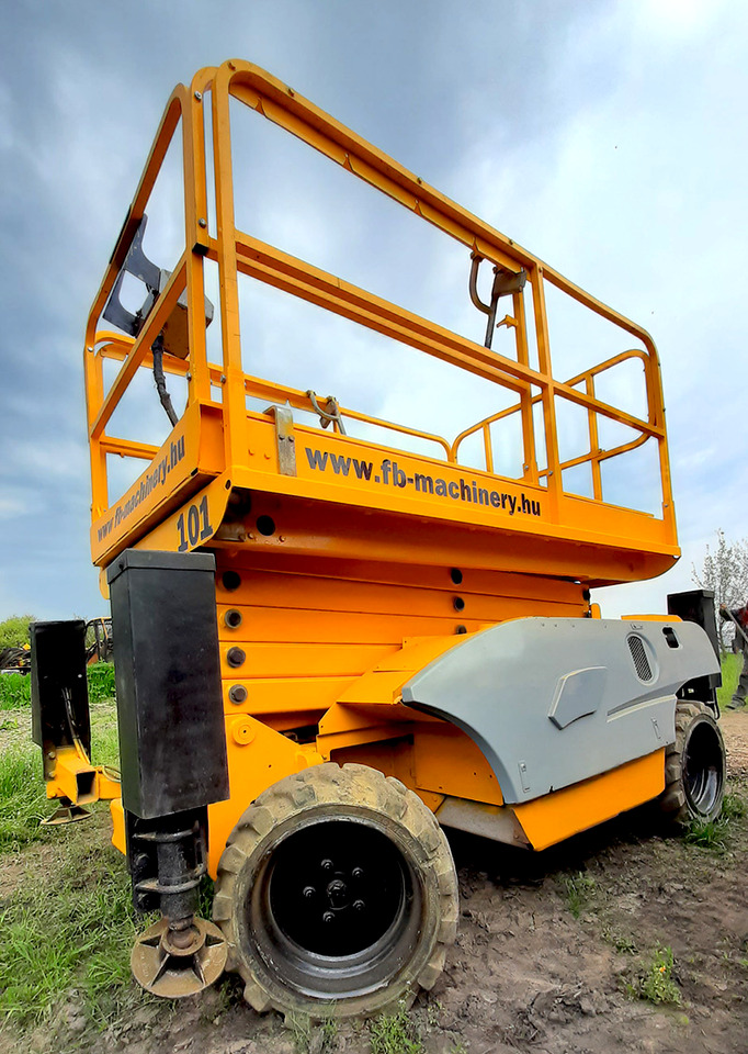 HAULOTTE Compact 12 DX - Nůžková plošina: obrázek 3 HAULOTTE Compact 12 DX - Nůžková plošina: obrázek 3