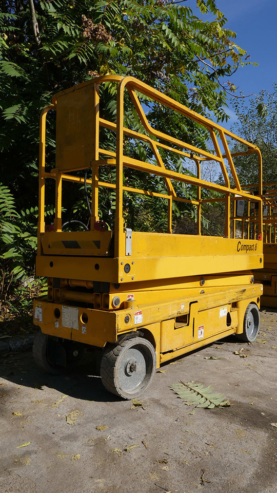 HAULOTTE Compact 8 - Nůžková plošina: obrázek 3 HAULOTTE Compact 8 - Nůžková plošina: obrázek 3