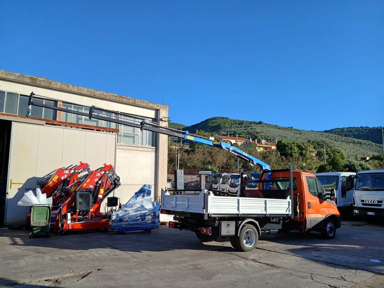 IVECO DAILY 35-140 - Auto s hydraulickou rukou: obrázek 5 IVECO DAILY 35-140 - Auto s hydraulickou rukou: obrázek 5