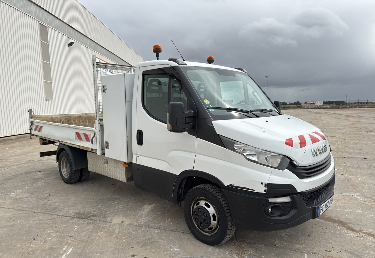 IVECO DAILY 35-150 - Dodávka sklápěč: obrázek 5 IVECO DAILY 35-150 - Dodávka sklápěč: obrázek 5