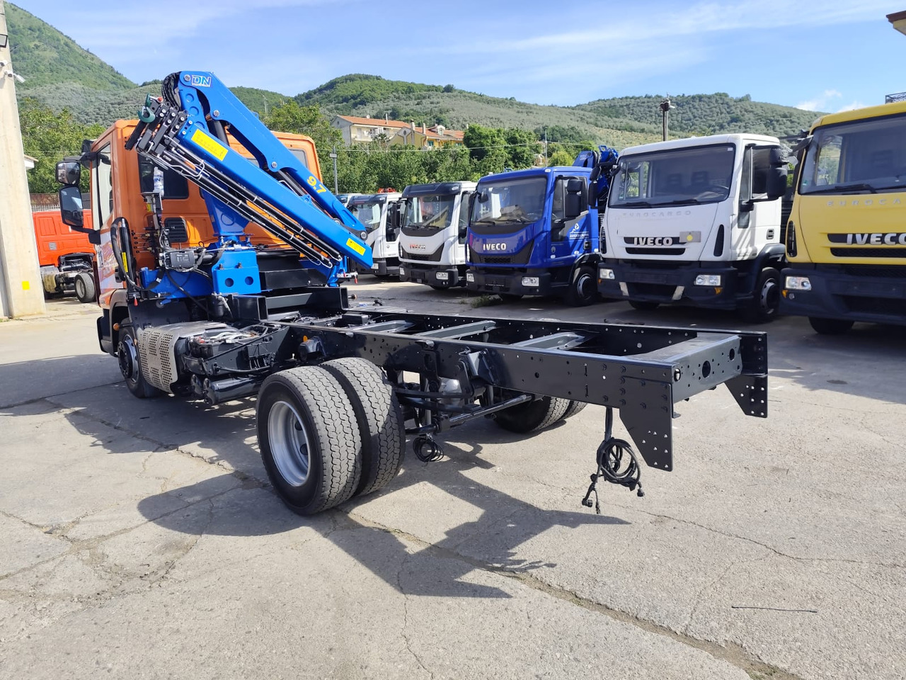 Auto s hydraulickou rukou IVECO EUROCARGO 120-90L: obrázek 17