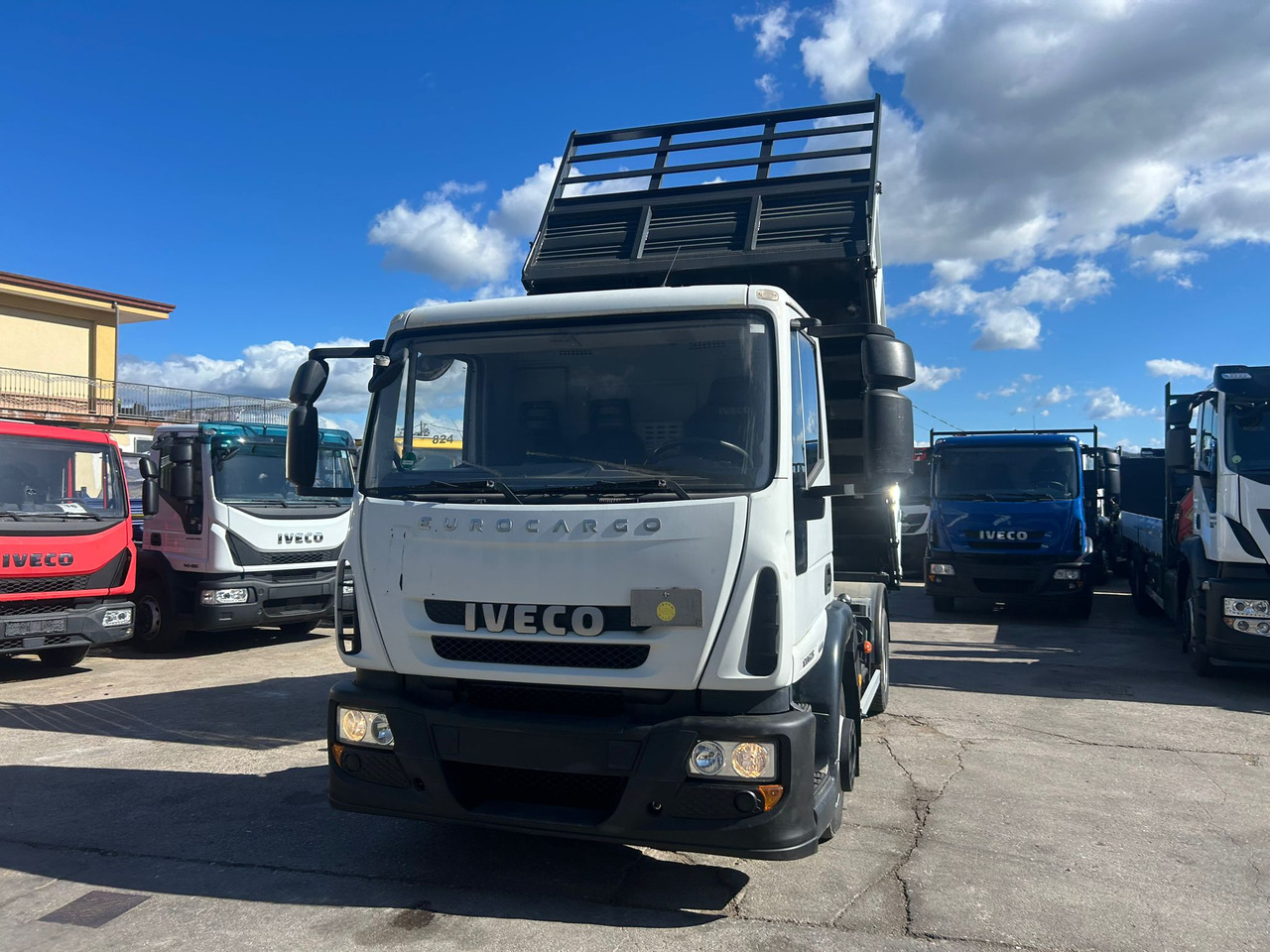 IVECO EUROCARGO 120E25 - Sklápěč: obrázek 5 IVECO EUROCARGO 120E25 - Sklápěč: obrázek 5
