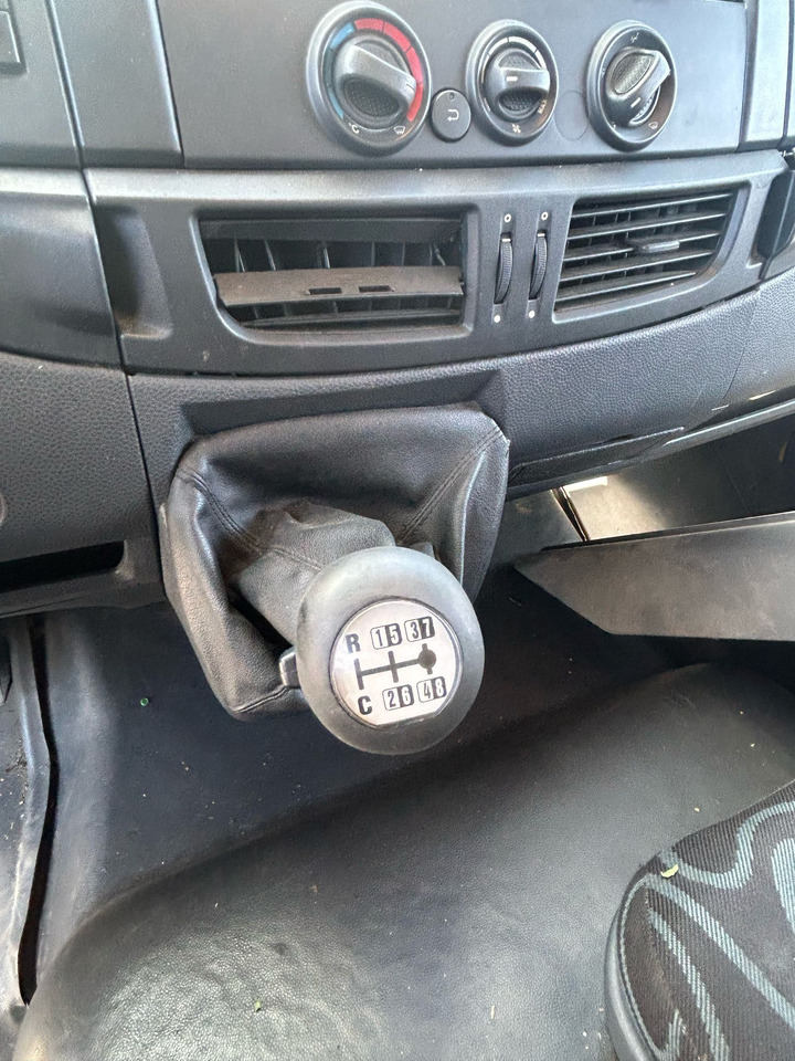 IVECO EUROCARGO 120E28P - Podvozek s kabinou: obrázek 4 IVECO EUROCARGO 120E28P - Podvozek s kabinou: obrázek 4