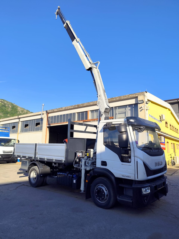 Sklápěč, Auto s hydraulickou rukou IVECO EUROCARGO 140-250: obrázek 39 Sklápěč, Auto s hydraulickou rukou IVECO EUROCARGO 140-250: obrázek 39