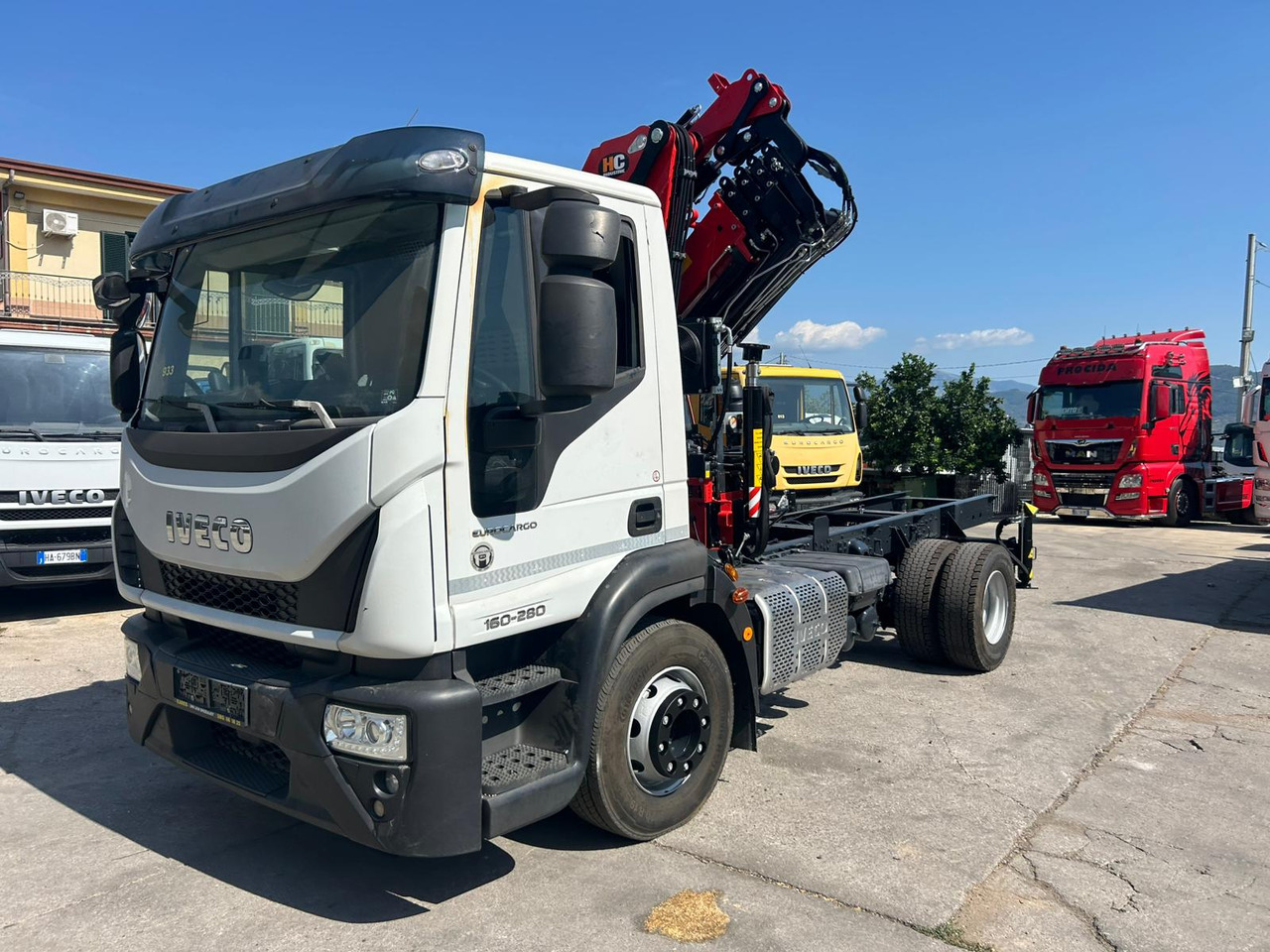 IVECO EUROCARGO 160-280 - Auto s hydraulickou rukou: obrázek 1 IVECO EUROCARGO 160-280 - Auto s hydraulickou rukou: obrázek 1