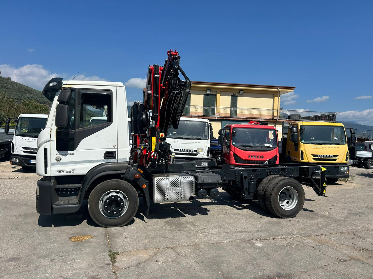 IVECO EUROCARGO 160-280 - Auto s hydraulickou rukou: obrázek 3 IVECO EUROCARGO 160-280 - Auto s hydraulickou rukou: obrázek 3