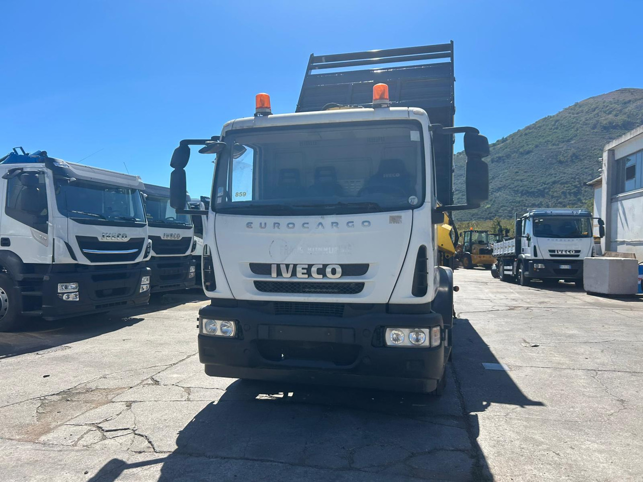 IVECO EUROCARGO 160E28 leasing IVECO EUROCARGO 160E28: obrázek 29 IVECO EUROCARGO 160E28 leasing IVECO EUROCARGO 160E28: obrázek 29
