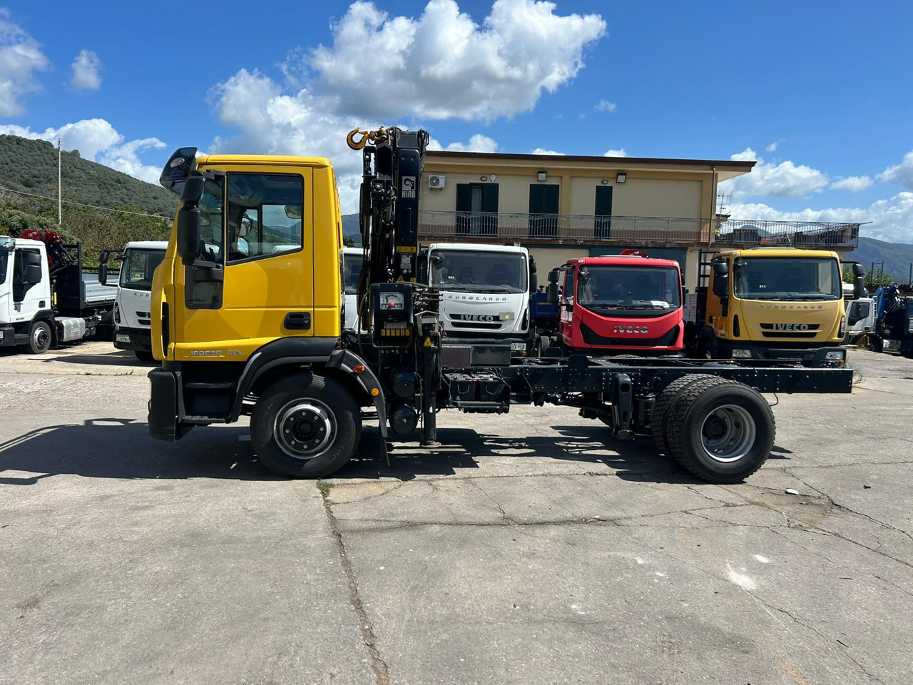 IVECO EUROCARGO 160E30 - Auto s hydraulickou rukou: obrázek 3 IVECO EUROCARGO 160E30 - Auto s hydraulickou rukou: obrázek 3
