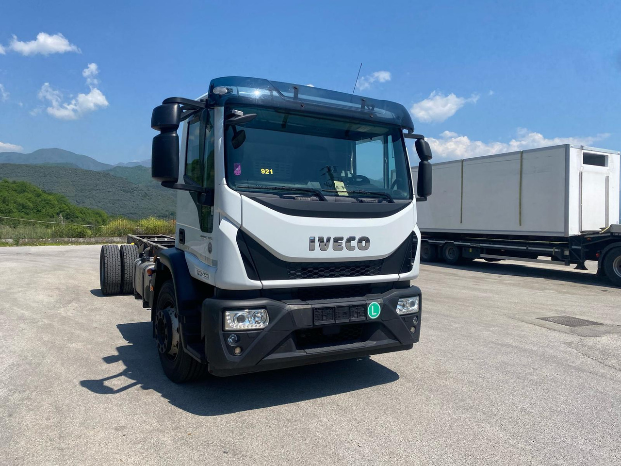 Podvozek s kabinou IVECO EUROCARGO 180-320: obrázek 9