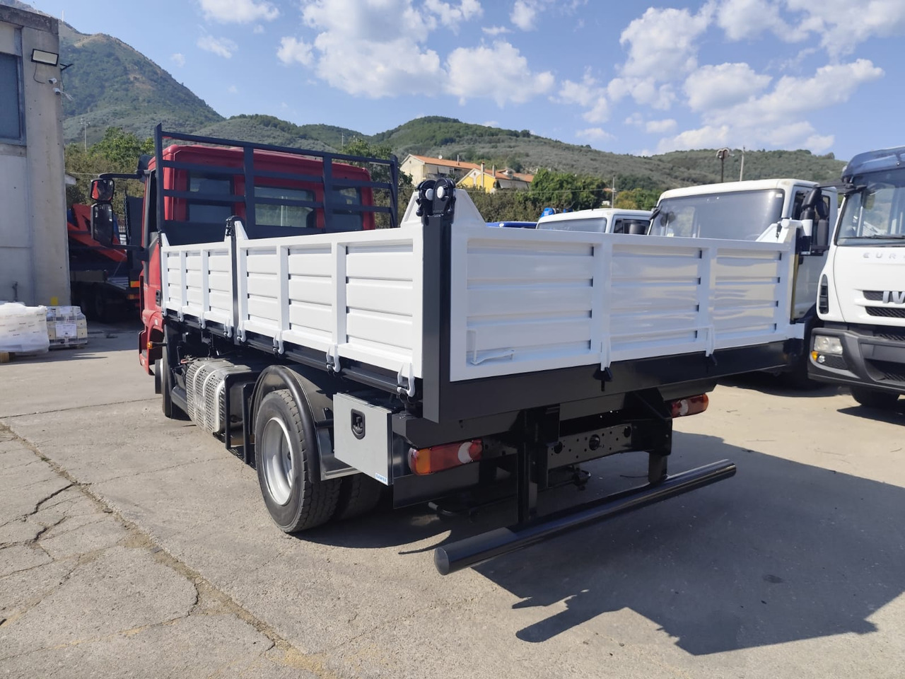 IVECO EUROCARGO 80-190 - Podvozek s kabinou: obrázek 5 IVECO EUROCARGO 80-190 - Podvozek s kabinou: obrázek 5