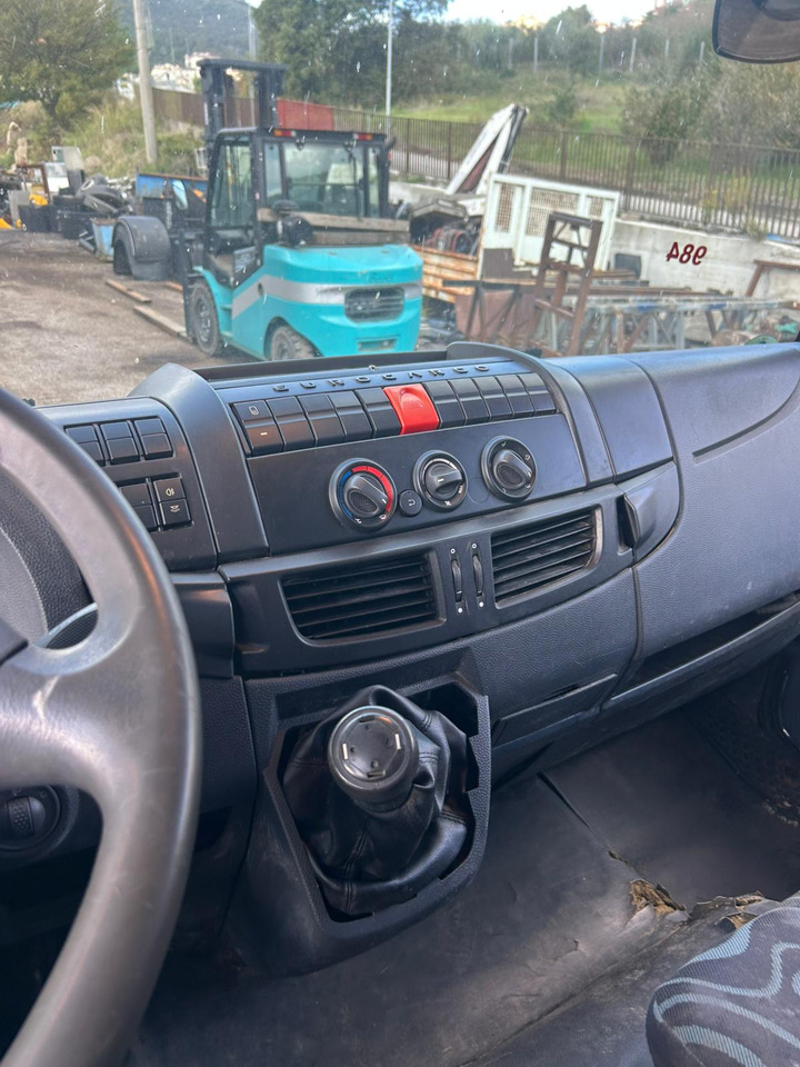 IVECO EUROCARGO 80E18 - Auto s hydraulickou rukou, Sklápěč: obrázek 4 IVECO EUROCARGO 80E18 - Auto s hydraulickou rukou, Sklápěč: obrázek 4