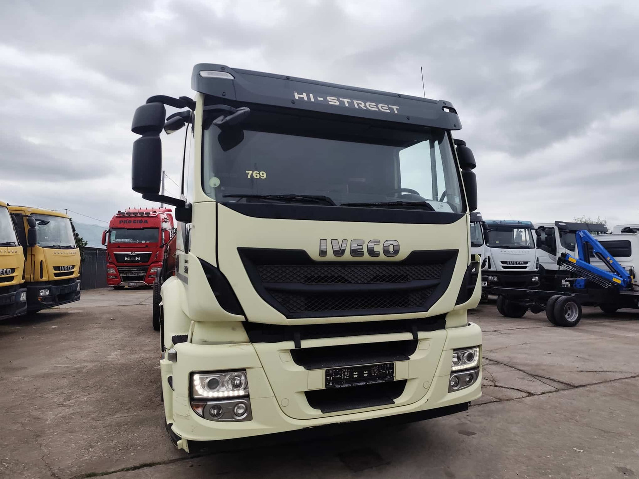 Nákladní automobil valníkový/ Plošinový, Auto s hydraulickou rukou IVECO STRALIS 260S36: obrázek 15