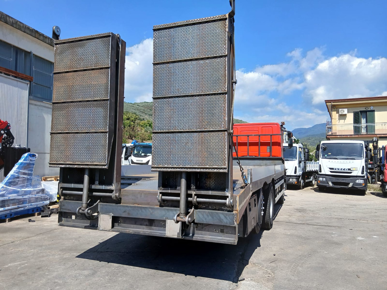 Nákladní automobil valníkový/ Plošinový IVECO STRALIS 260S40: obrázek 11