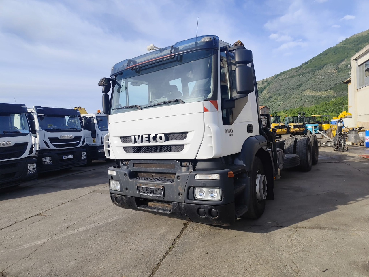 IVECO STRALIS 260S45 - Auto s hydraulickou rukou: obrázek 2 IVECO STRALIS 260S45 - Auto s hydraulickou rukou: obrázek 2