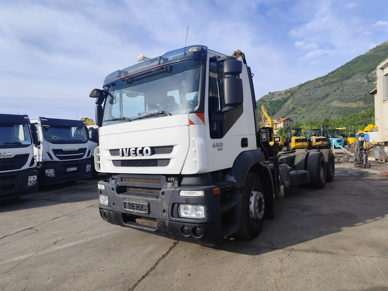 IVECO STRALIS 260S45 - Auto s hydraulickou rukou: obrázek 1 IVECO STRALIS 260S45 - Auto s hydraulickou rukou: obrázek 1
