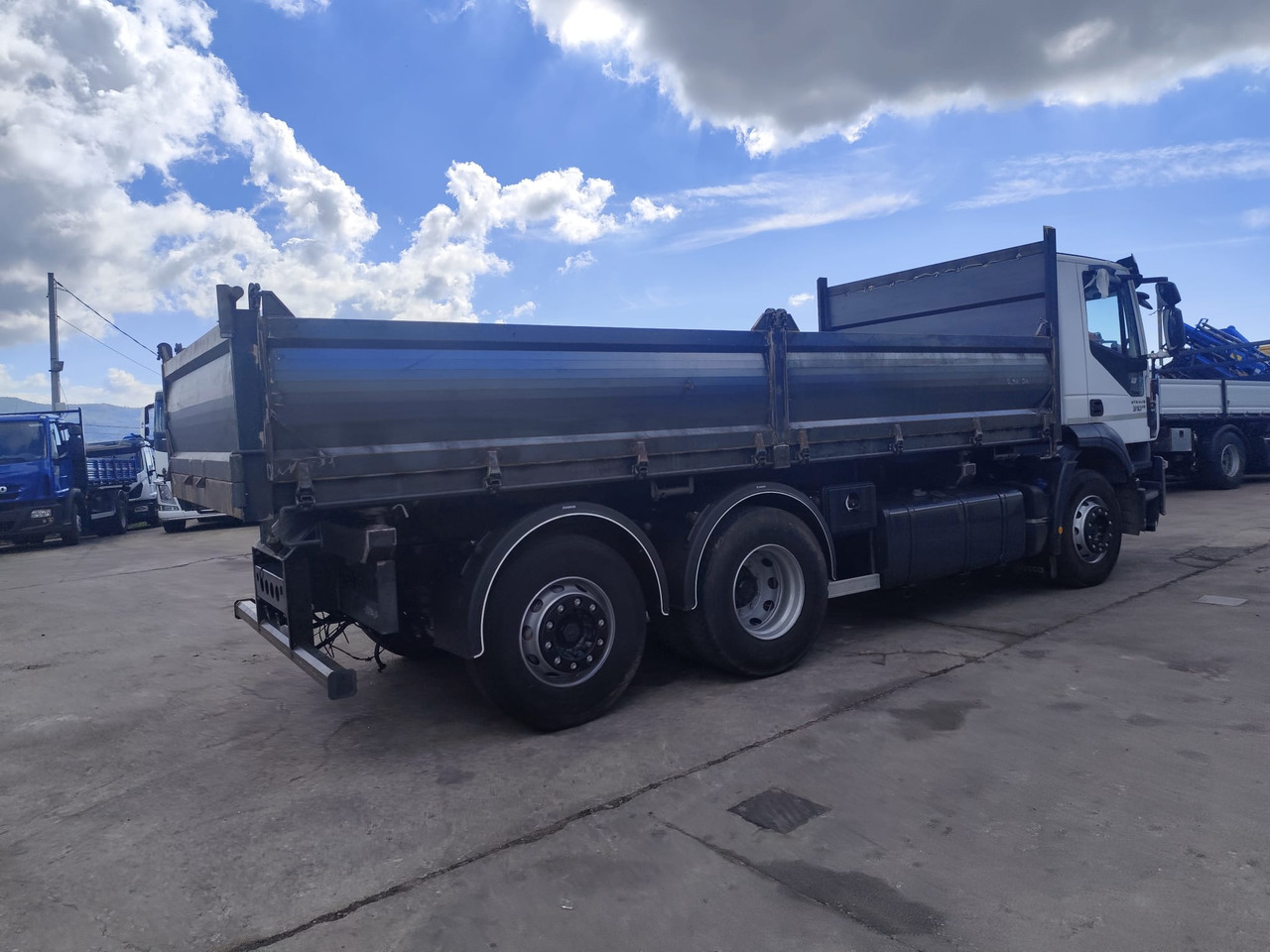 IVECO STRALIS AD 260S31 - Sklápěč: obrázek 4 IVECO STRALIS AD 260S31 - Sklápěč: obrázek 4