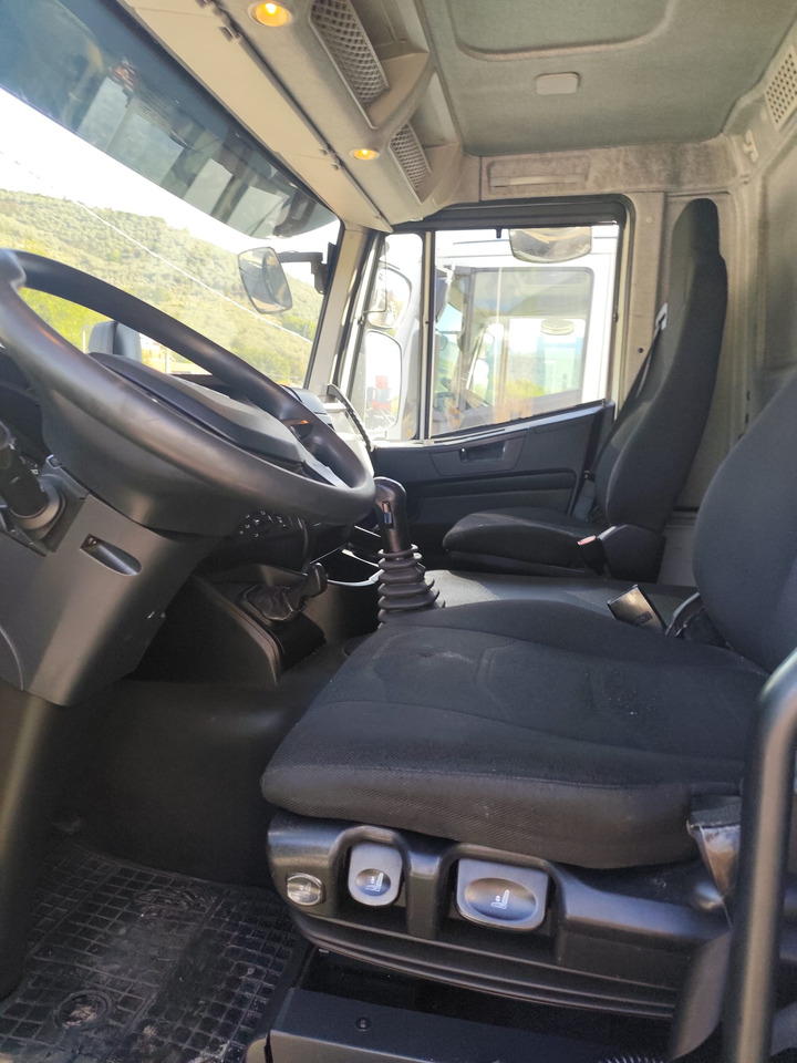 IVECO STRALIS AD 260S31 XP - Podvozek s kabinou: obrázek 5 IVECO STRALIS AD 260S31 XP - Podvozek s kabinou: obrázek 5