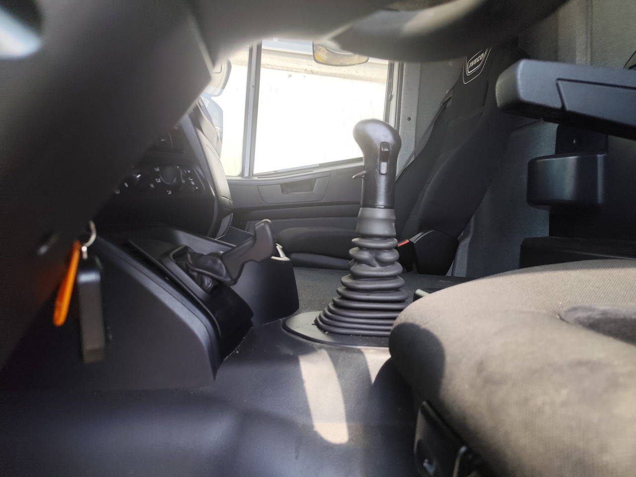 IVECO STRALIS AD 260S31 Y/P - Podvozek s kabinou: obrázek 5 IVECO STRALIS AD 260S31 Y/P - Podvozek s kabinou: obrázek 5