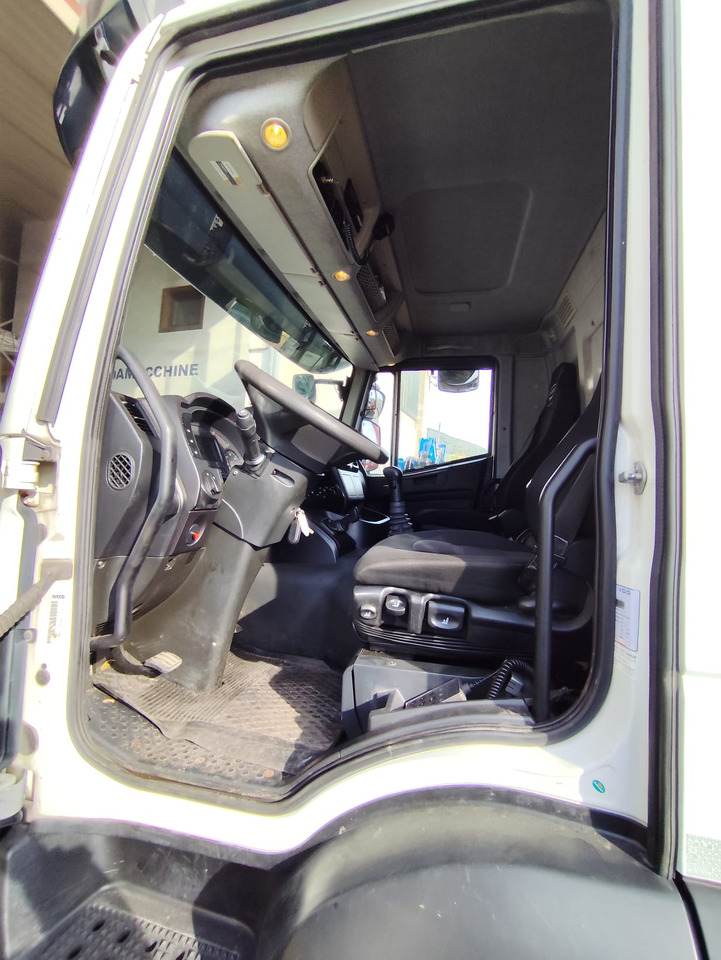 IVECO STRALIS AD 260S31 Y/P - Sklápěč, Auto s hydraulickou rukou: obrázek 2 IVECO STRALIS AD 260S31 Y/P - Sklápěč, Auto s hydraulickou rukou: obrázek 2