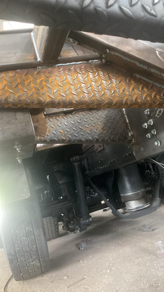 IVECO STRALIS AS 260S46 - Nákladní automobil valníkový/ Plošinový: obrázek 4 IVECO STRALIS AS 260S46 - Nákladní automobil valníkový/ Plošinový: obrázek 4