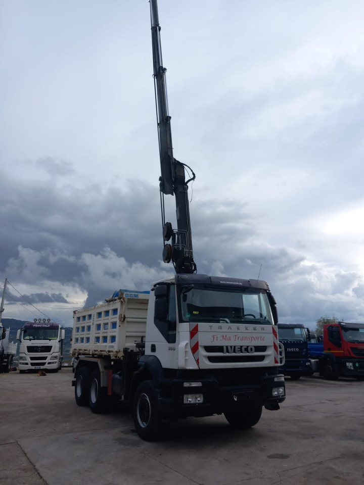 Auto s hydraulickou rukou, Sklápěč IVECO TRAKKER 260T36: obrázek 21 Auto s hydraulickou rukou, Sklápěč IVECO TRAKKER 260T36: obrázek 21
