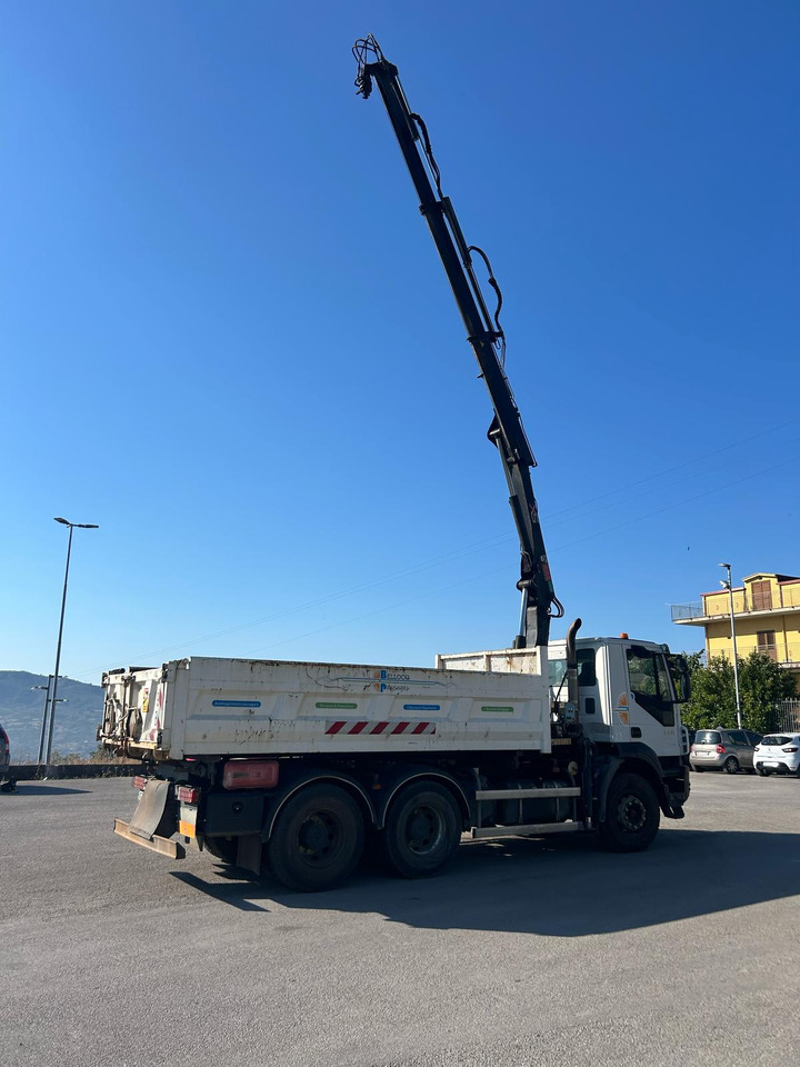 IVECO TRAKKER 260T36 - Auto s hydraulickou rukou, Sklápěč: obrázek 4 IVECO TRAKKER 260T36 - Auto s hydraulickou rukou, Sklápěč: obrázek 4