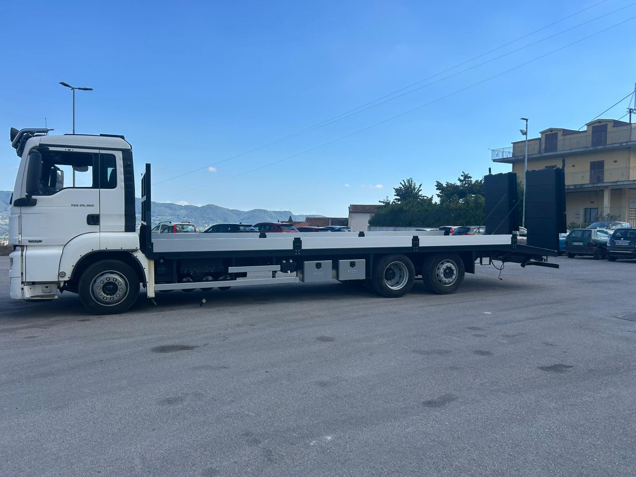 MAN TGS 26.360 - Nákladní automobil valníkový/ Plošinový: obrázek 3 MAN TGS 26.360 - Nákladní automobil valníkový/ Plošinový: obrázek 3