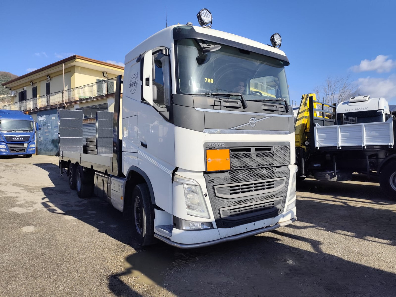 VOLVO FH 13.540 - Nákladní automobil valníkový/ Plošinový: obrázek 1 VOLVO FH 13.540 - Nákladní automobil valníkový/ Plošinový: obrázek 1