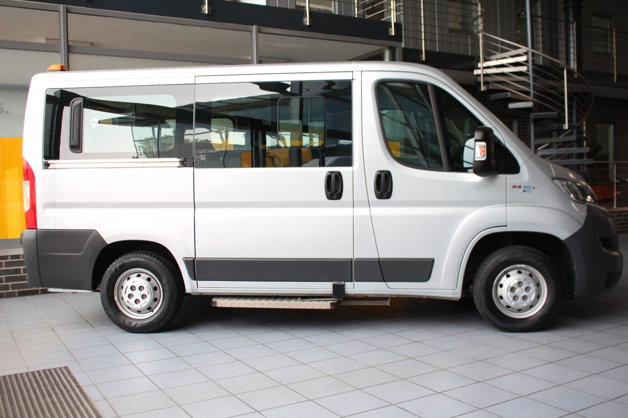 Fiat Ducato Kombi 33 150 L1H1 9-Sitzer Rollstuhlrampe - Mikrobus: obrázek 3 Fiat Ducato Kombi 33 150 L1H1 9-Sitzer Rollstuhlrampe - Mikrobus: obrázek 3