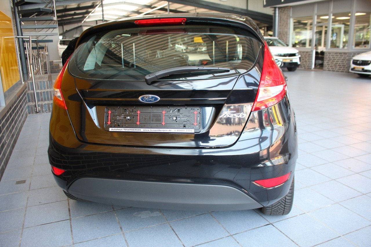 Ford Fiesta Trend Klima + Frontscheibenheizung 5Türer - Osobní auto: obrázek 4 Ford Fiesta Trend Klima + Frontscheibenheizung 5Türer - Osobní auto: obrázek 4