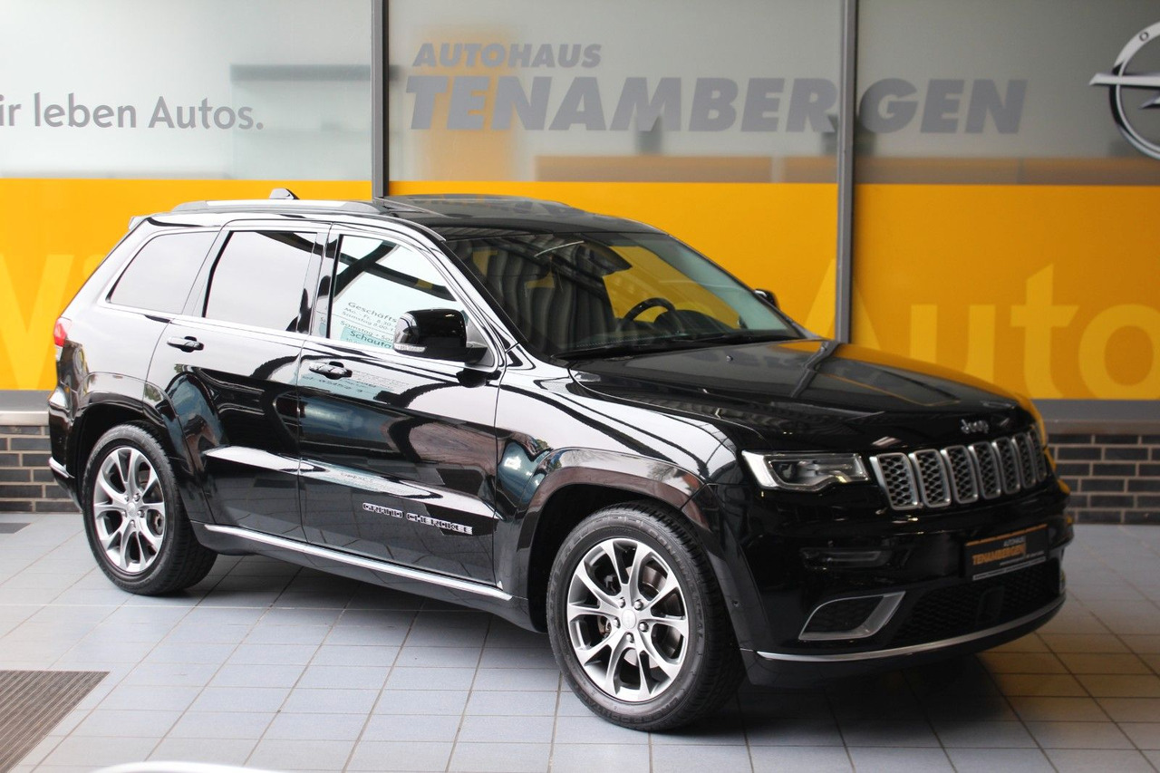 SUV Jeep Grand Cherokee 3.0 CRD Summit H&K Pano DVD ACC: obrázek 1