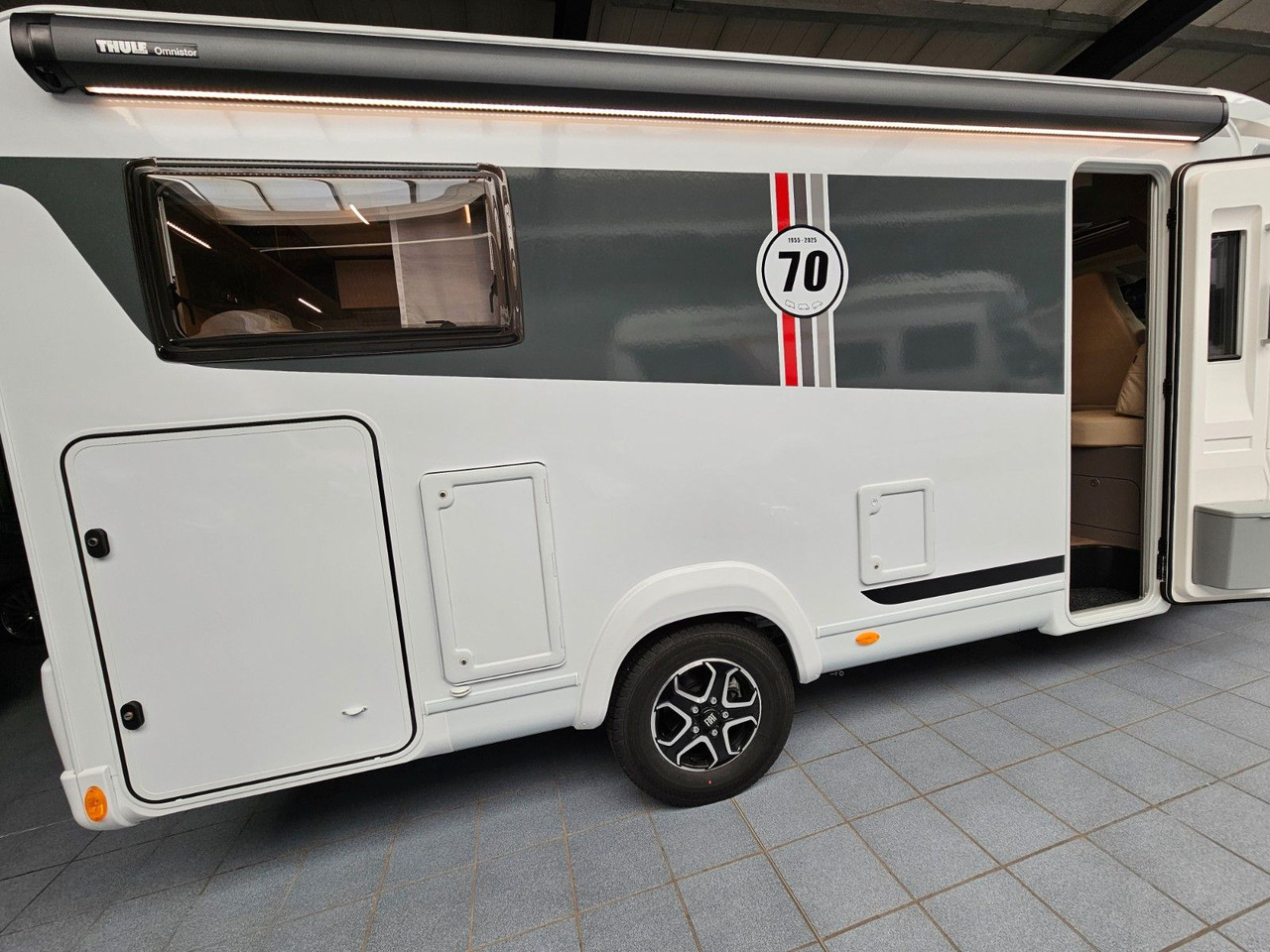 Polointegrovaný obytný vůz LMC Tourer T660G 70 Jahre AT-8 WC Markise Navi: obrázek 19