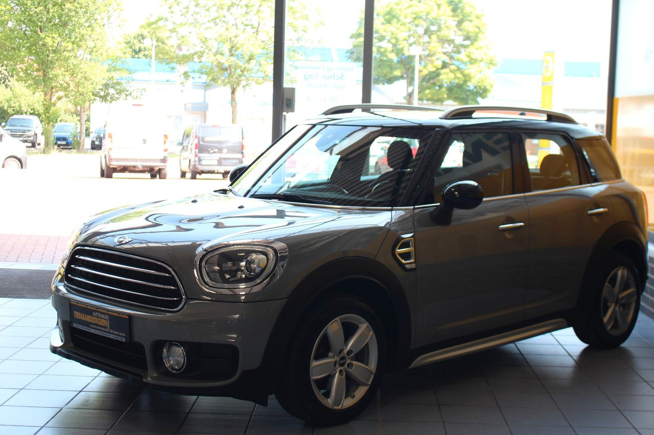 MINI Cooper D Countryman Pepper Navi Klimaaut. PDC - Osobní auto: obrázek 4 MINI Cooper D Countryman Pepper Navi Klimaaut. PDC - Osobní auto: obrázek 4
