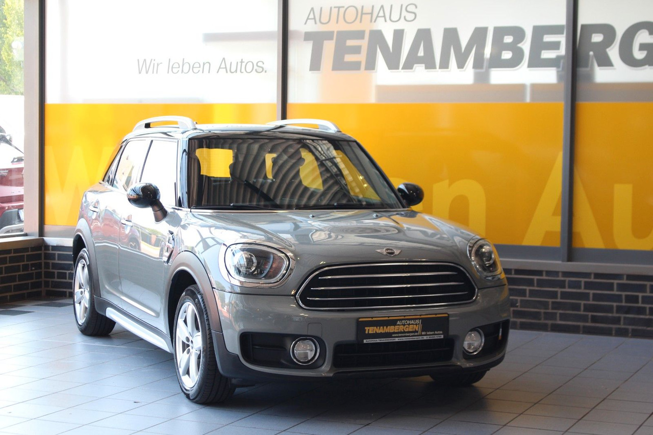 MINI Cooper D Countryman Pepper Navi Klimaaut. PDC - Osobní auto: obrázek 2 MINI Cooper D Countryman Pepper Navi Klimaaut. PDC - Osobní auto: obrázek 2