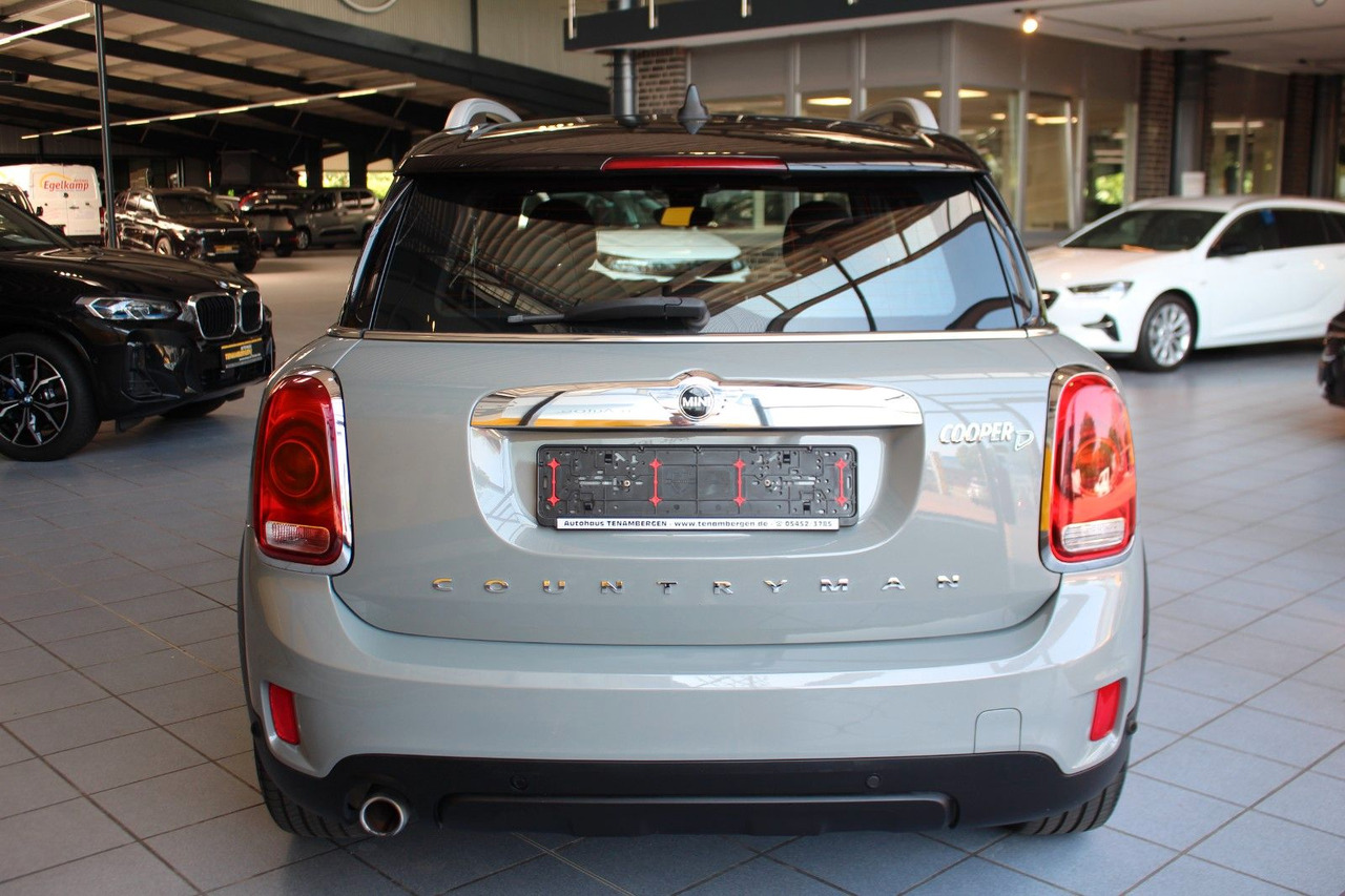 MINI Cooper D Countryman Pepper Navi Klimaaut. PDC - Osobní auto: obrázek 5 MINI Cooper D Countryman Pepper Navi Klimaaut. PDC - Osobní auto: obrázek 5