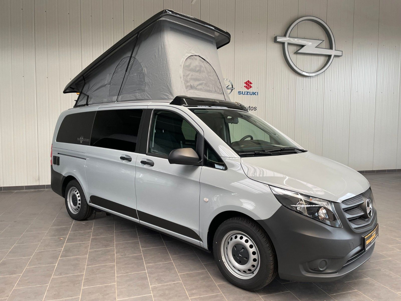 Mercedes-Benz Vito VanTourer Urban "Comfort" Camper Küche AHK - Obytná dodávka: obrázek 1 Mercedes-Benz Vito VanTourer Urban "Comfort" Camper Küche AHK - Obytná dodávka: obrázek 1