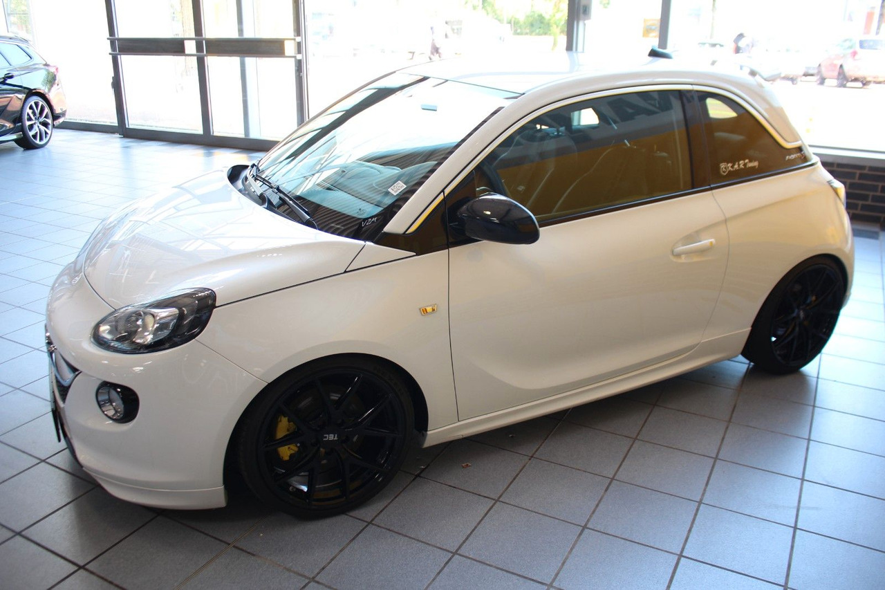 Opel Adam S 1.4 Überrollkäfig 4Punkt-Gurte - Sedan: obrázek 5 Opel Adam S 1.4 Überrollkäfig 4Punkt-Gurte - Sedan: obrázek 5