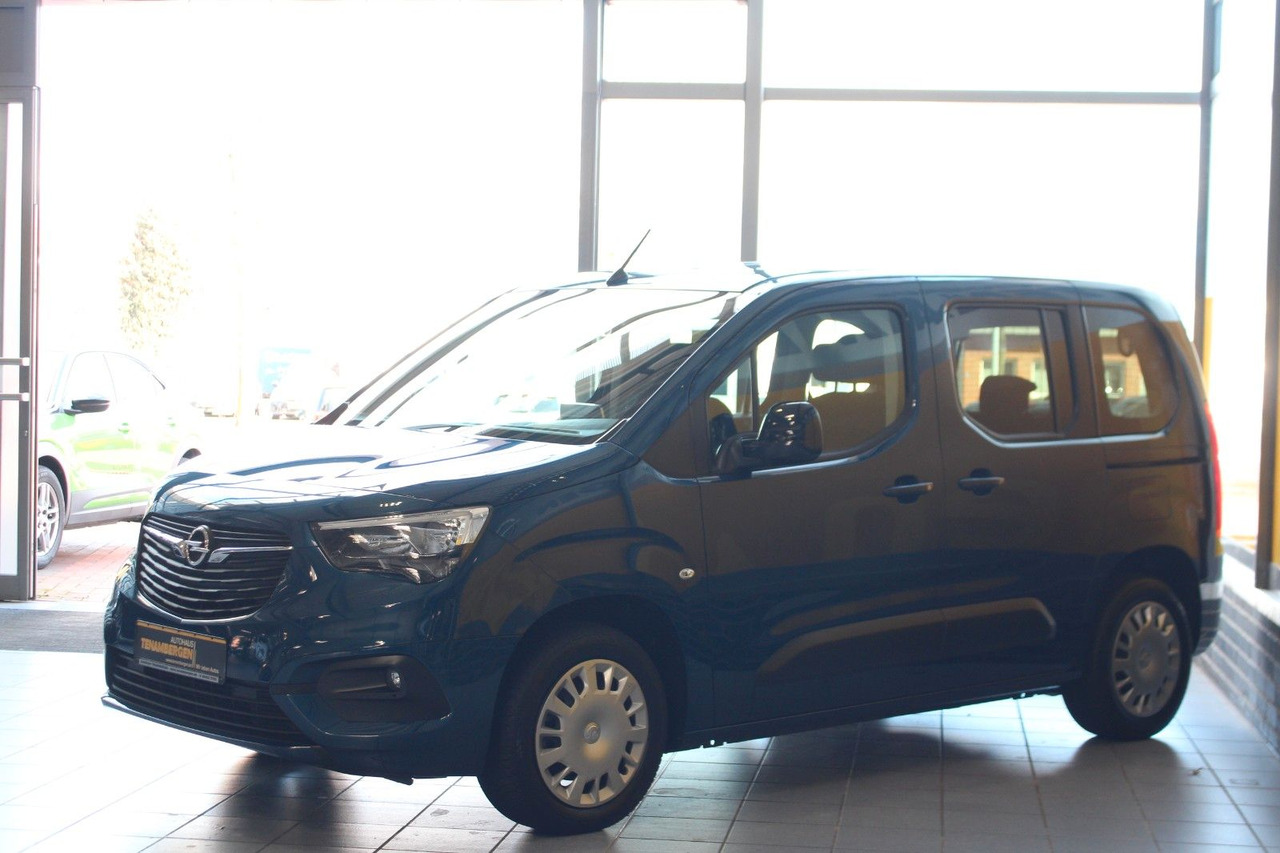 Opel Combo Life E Elegance 1.2 Aut. Navi 180°Kamera - Mikrobus: obrázek 4 Opel Combo Life E Elegance 1.2 Aut. Navi 180°Kamera - Mikrobus: obrázek 4