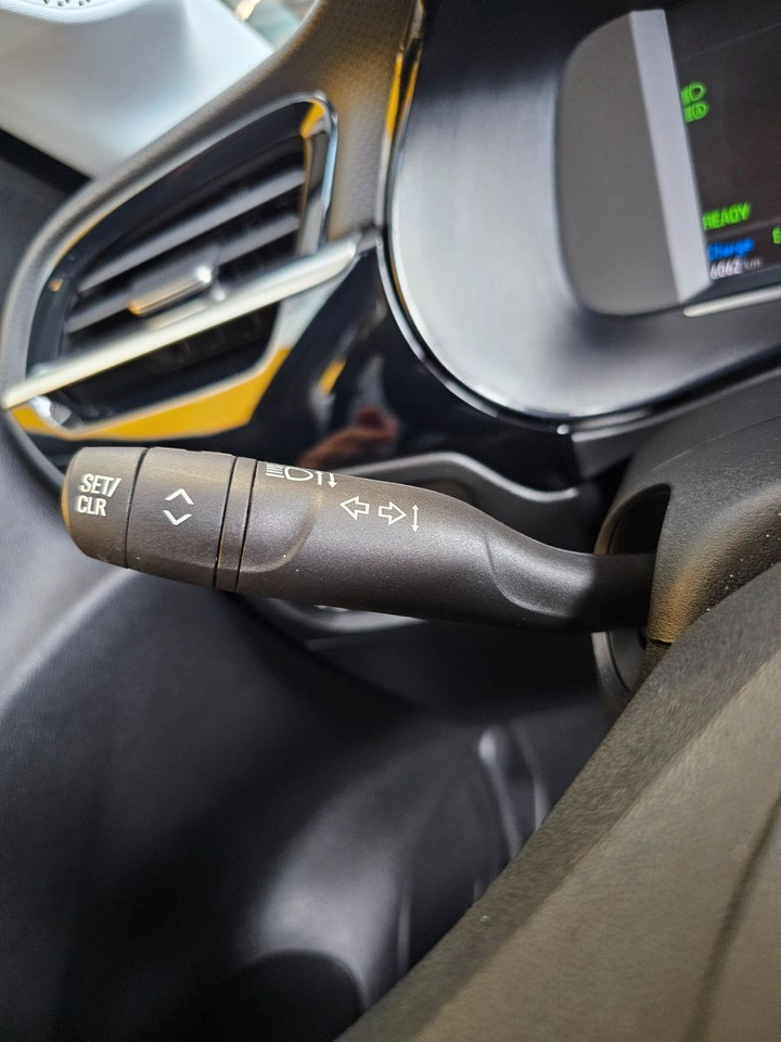 Osobní auto Opel Corsa F e Elegance Navi Pro SHZ LED 50KW DAB: obrázek 16