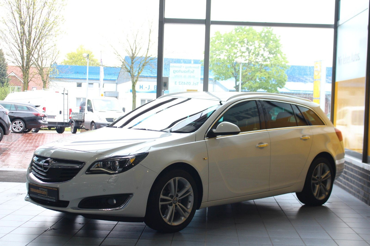 Opel Insignia A Business Innovation 4x4 Leder AHK ACC - Osobní auto: obrázek 4 Opel Insignia A Business Innovation 4x4 Leder AHK ACC - Osobní auto: obrázek 4