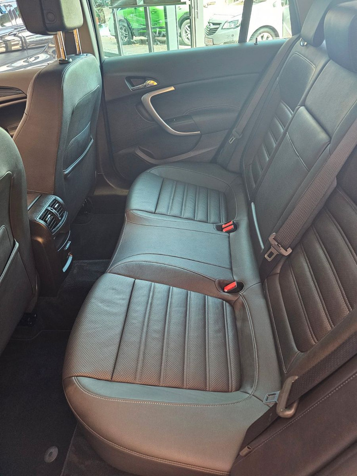 Osobní auto Opel Insignia A Business Innovation AHK ACC Leder Nav: obrázek 8