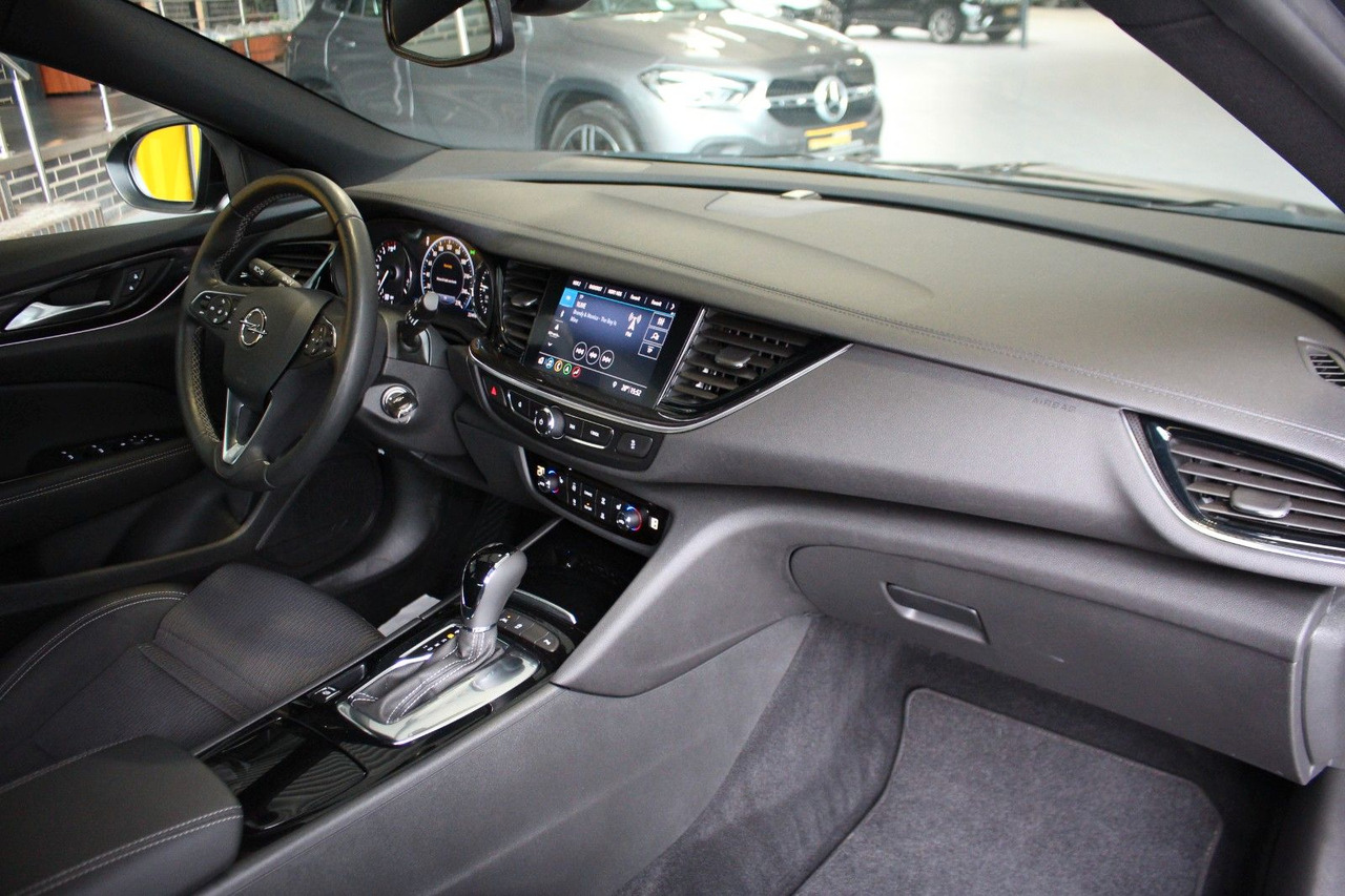 Osobní auto Opel Insignia B Navi SHZ Elegance IntelliLux LED: obrázek 7
